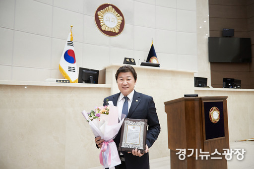 김진석 의원.