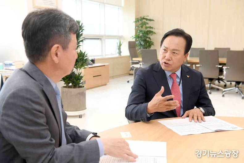 이권재 시장이 취임한 이래 2024년 12월 현재까지 총 56억원 상당의 행안부 특교세 및 신속행정 관련 인센티브를 확보했다.