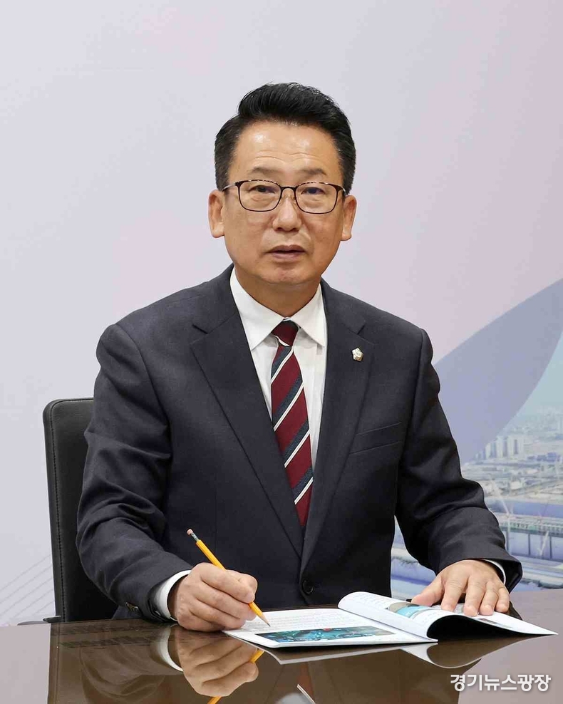 강정구 평택시의장.