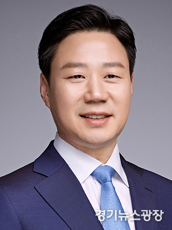 이준배 더불어민주당협의회 대표의원,