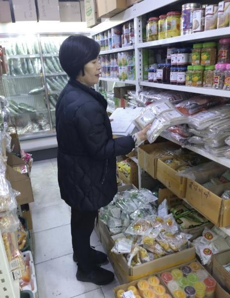 안산시는 이달 말까지 관내 외국 식료품 판매업소를 대상으로 지도점검에 나선다.