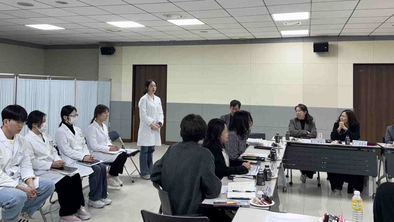 화성특례시는 13일 서부보건소 건강증진과에서 ‘공공보건사업 대학 연계 협력 간담회’를 개최했다.