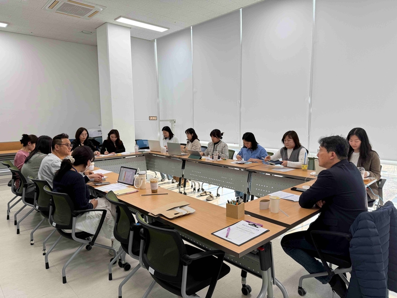 화성특례시는 제3차 지역케어회의를 개최하고 정신질환자의 회복과 재활을 지원하기 위한 다양한 사례를 논의했다.