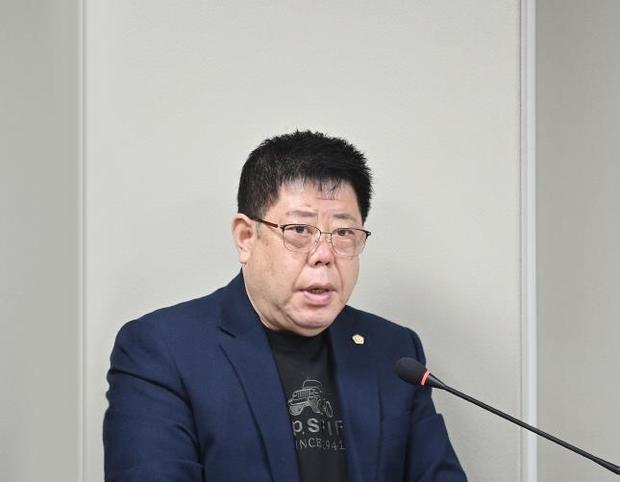 오창식 파주시의회 의원이 발의한 '파주시 가로수 및 도시숲 조성·관리 조례 일부개정조례안'을 열린 제255회 임시회 도시산업위원회에 원안가결했다.