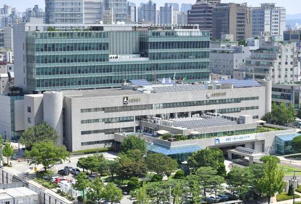 수원시청 전경