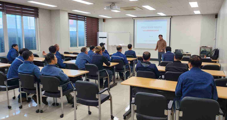 경기도가 산업재해 없는 안전한 일터 조성을 위해 50인 미만 소규모 사업장을 대상으로 ‘찾아가는 산업재해 예방 교육’을 지난해 600개 기업에서 올해 800개 기업으로 확대 추진한다.