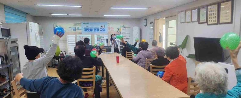 평택시가 어르신들의 건강한 노후생활을 위한 ‘경로당 운동교실’을 오는 29일까지 관내 경로당 9개소에서 운영하고 있다.