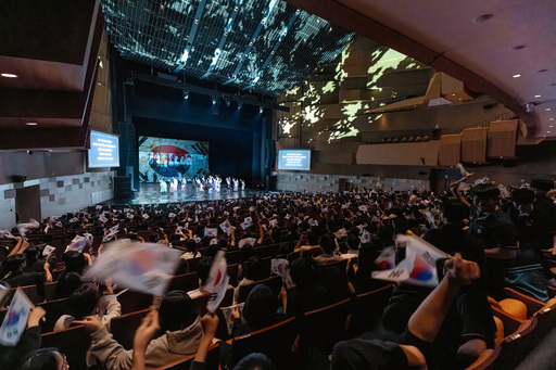 성남문화재단이 2025 성남미래교육 문화예술 프로그램의 일환으로, 청소년들에게 특별한 문화 경험의 기회를 제공하는 뮤지컬 갈라 콘서트 ‘페치카’를 오는 30일까지 성남아트센터 오페라하우스에서 개최한다.