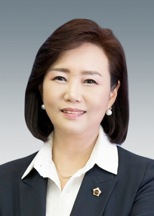 정윤경 경기도의회 부의장이 인공지능(AI)과 빅데이터를 중심으로 한 디지털 농업 전환을 위해 '경기도 농업과학기술정보서비스의 제공 및 이용 활성화에 관한 조례안'을 대표 발의했다.