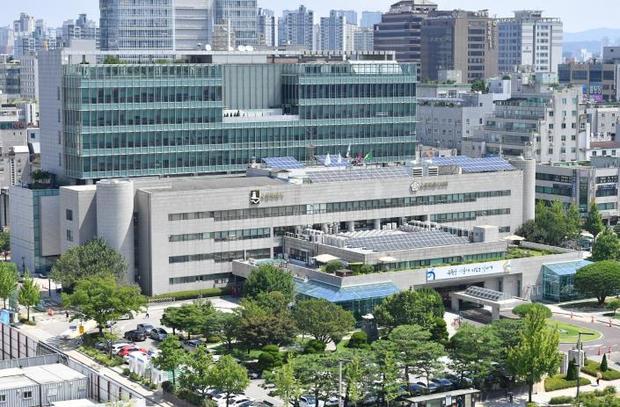 수원시청 전경