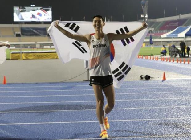용인특례시가 문화체육관광부의‘2025년 직장운동경기부 운영 지원 공모사업’에 선정돼 총 3억988만원의 운영비를 확보했다.