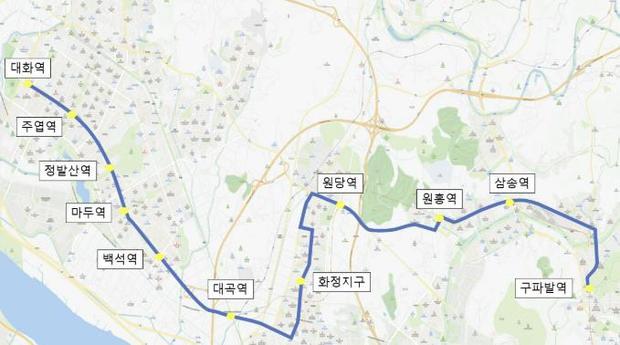 고양특례시가 대중교통을 이용하는 시민들의 편의를 위해 12일부터 지하철 막차 시간과 연계해 심야버스 N999번 노선을 운행한다.