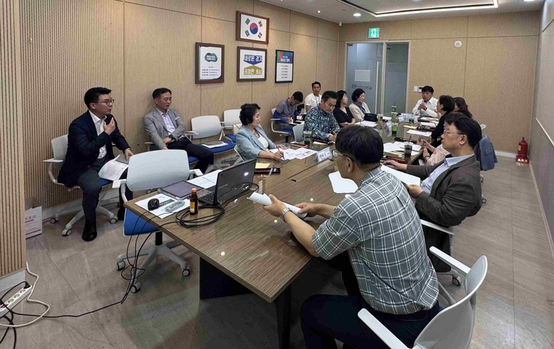 평택시가 상하수도사업소 대회의실에서 ‘2025년 상반기 수돗물평가위원회’를 개최했다.