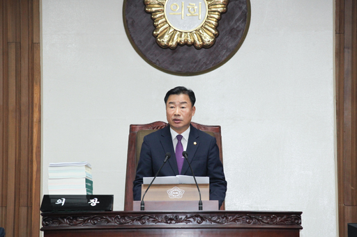 여주시의회가 제74회 정례회 2차 본회의에서 공유재산, 조례, 예산 등 굵직한 안건을 처리하며 상반기 입법·재정 정비를 마쳤다.