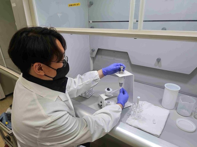 |화성특례시가 미국환경자원협회 주관 토양중금속 국제숙련도 평가에서 3년 연속 최우수 판정(Laboratory of Excellence)을 받았다.