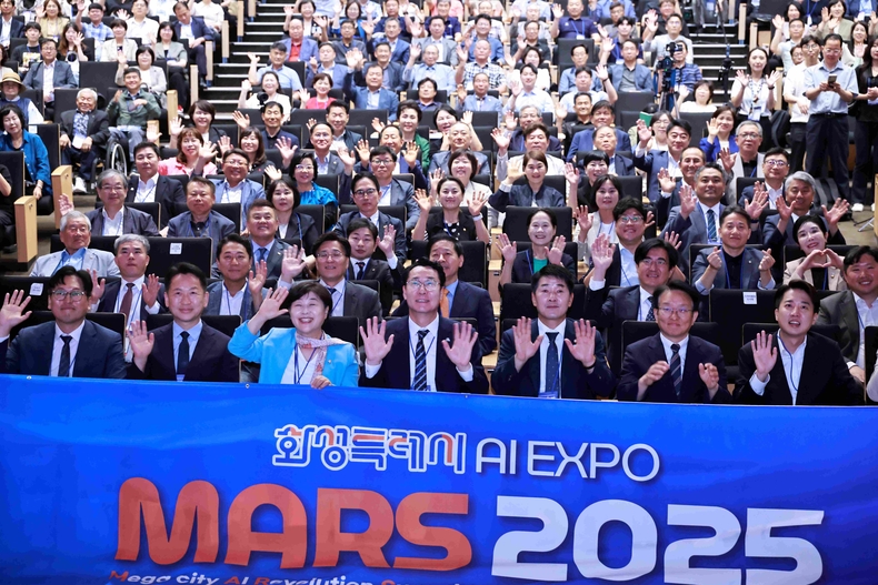 MARS 2025 개회식 현장모습.