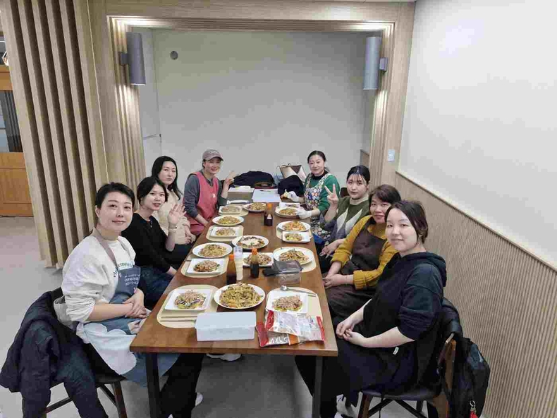 경기도가 22개 시군과 함께 ‘2025년 다문화가족 동아리모임 활성화 지원사업’을 추진한다. 총 68개 동아리는 공모를 통해 선정됐으며, 777명이 참여한다.