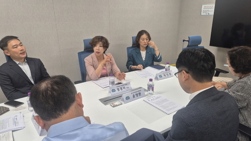 정경자 경기도의원은 14일 도청에서 열린 '마약중독 낮병원 운영 및 연계모델 실무협의회'에서 사법·의료·교육이 한데 엮인 전국 최초 '회복 패키지' 구상을 제시했다.