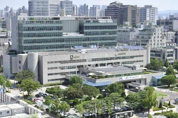 수원시청 전경