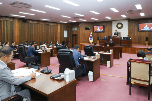 여주시의회가 제75회 임시회를 끝으로 2025년도 제2회 추가경정예산안을 확정했다. 예산결산특별위원회 심사 결과 기정예산 대비 1.94% 늘어난 217억8700만원이 증액 편성됐다.