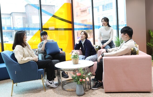 광명시가 자립준비청년이 사회로 나가는 첫걸음을 응원하기 위해 주거·생활환경 개선 지원사업 ‘희망톡톡(talk) 드림하우스’를 추진한다.