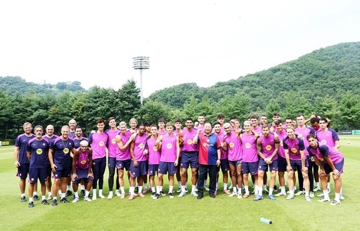 세계적인 축구 명문구단인 FC바르셀로나가 파주축구국가대표훈련원(NFC)에서 공식 훈련을 진행했다.