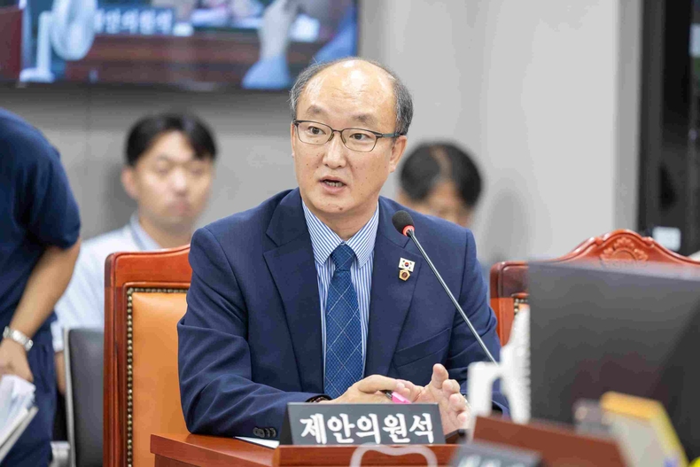 김동영 건설교통위원회 부위원장(더불어민주당, 남양주 오남)이 대표 발의하는 ‘경기도 물류창고 난립으로부터 안전한 정주환경 조성에 관한 조례 일부개정조례안’을 입법예고 한다.