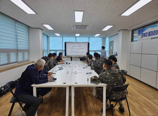 파주시가 군부대 내 말라리아 환자 발생 증가에 선제적으로 대응하기 위해 군부대 말라리아 예방 협력 간담회를 개최했다.