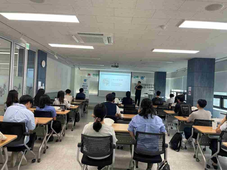 |안성시가 세외수입 직무 담당자 62명을 대상으로‘세외수입 자체감사 결과 공유 및 직무 연찬 교육’을 실시했다.