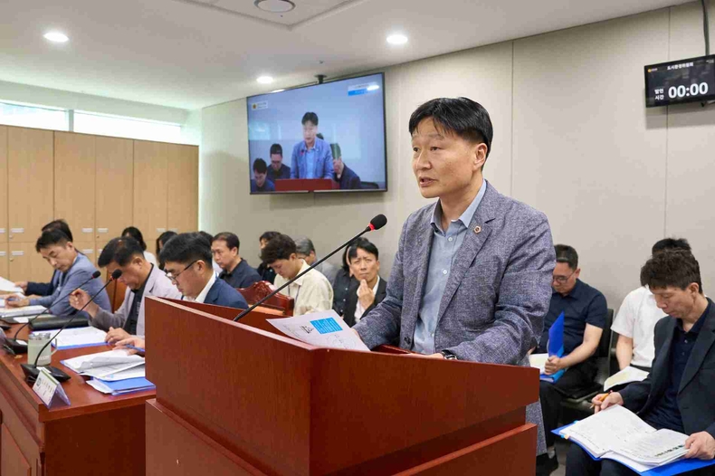 김태희 경기도의회 도시환경위원회 부위원장이 대표발의한‘경기도 모듈러주택 공급 활성화 지원 조례안’이 5일 제386회 임시회 제1차 도시환경위원회 회의에서 원안가결됐다.