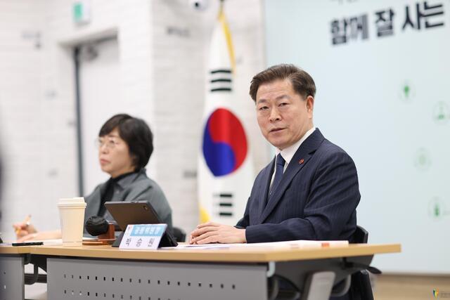 광명시가 기본사회, 저탄소, 지역공동체 자산화를 핵심 가치로 반영한 지속가능발전 계획을 수립하고 본격 추진에 나선다.