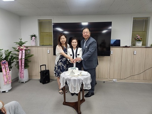 파주시가 경기 북부 지역 유일의 성매매피해자 자활지원센터 문을 열고, 피해자의 자활과 자립을 더욱 적극적으로 지원할 계획이다.