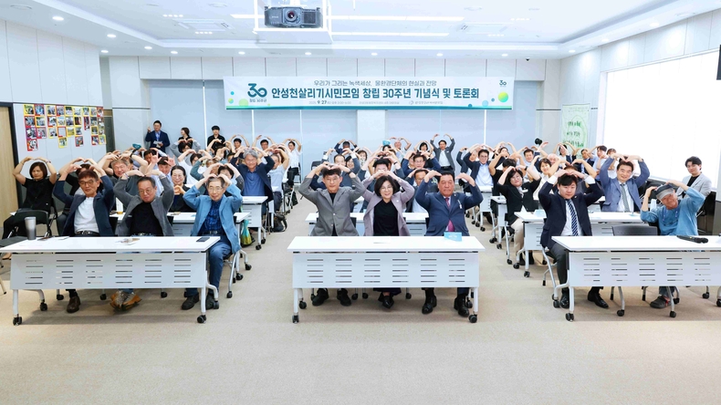김보라 안성시장이 주말 동안 관내 주요 행사를 직접 방문하며 시민 중심 행정과 현장 소통을 이어갔다.