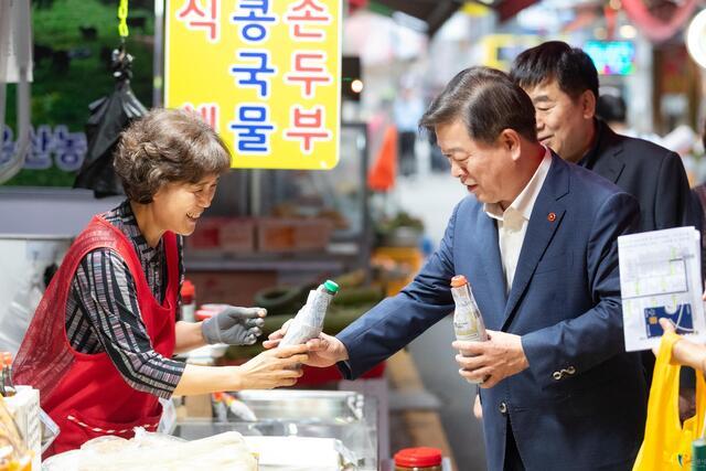 광명시 2차 민생회복 소비쿠폰 지급률이 95.1%로 경기도 31개 시군 중 가장 높은 지급률을 기록하고 있다.