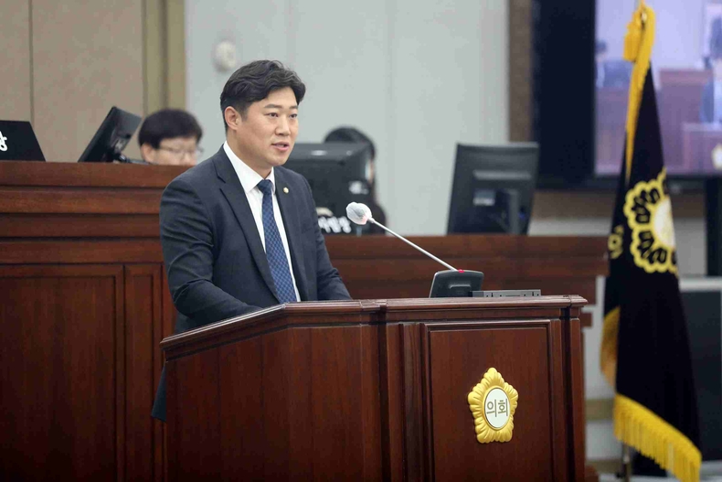김동은 수원특례시의회 의원이 16일 제396회 임시회 제1차 본회의 5분 자유발언을 통해 아이들이 안심하고 통학할 수 있는 안전대응체계를 강화할 것을 강력히 촉구했다.