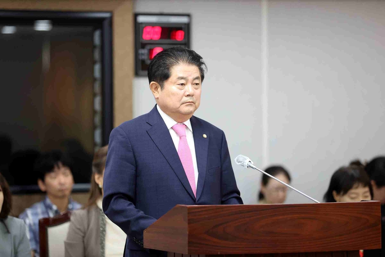 정영모 수원특례시의회 의원이 대표발의한 ‘수원시 장애인가정 출산 지원금 지급 조례 일부개정조례안’이 보건복지위원회에서 원안가결됐다.
