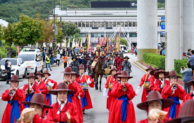 의정부시가 시청 태조홀에서‘제40회 회룡문화제 성과공유회’를 개최했다.