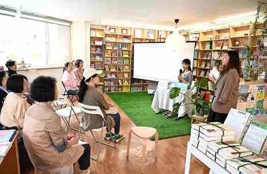 안성시가 시민이 생활권 내에서 문화예술을 향유할 수 있도록 문화도시 사업으로 추진 중인 ‘15분 문화교류장 지원사업’이 현재 9개의 문화거점공간과 공방 등에서 활발히 운영되고 있다.